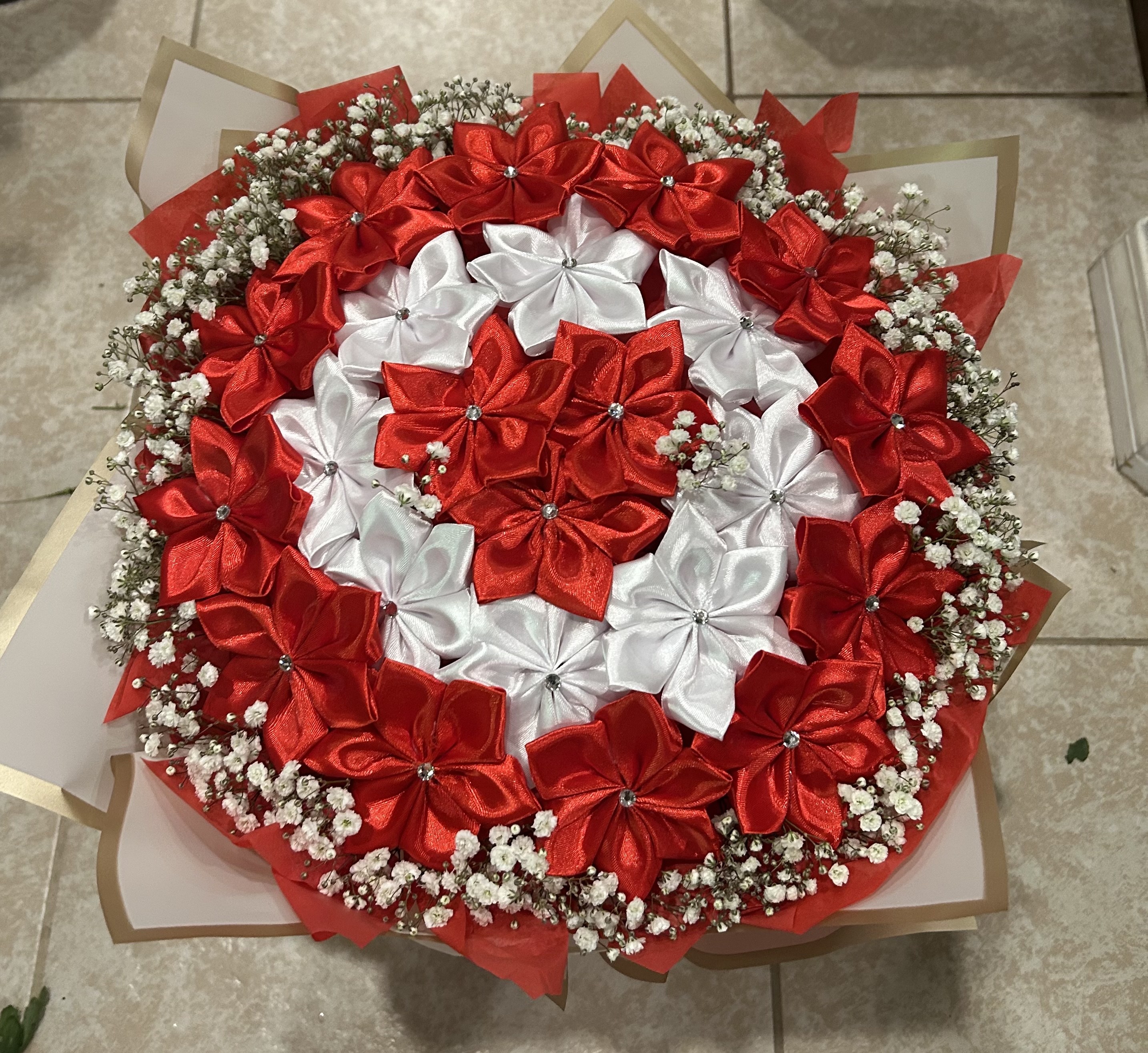 Red and white ribbon flower bouquet